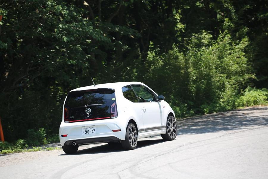  Volkswagen up! GTI 2018 года  (JP) (фото 3 из 20)